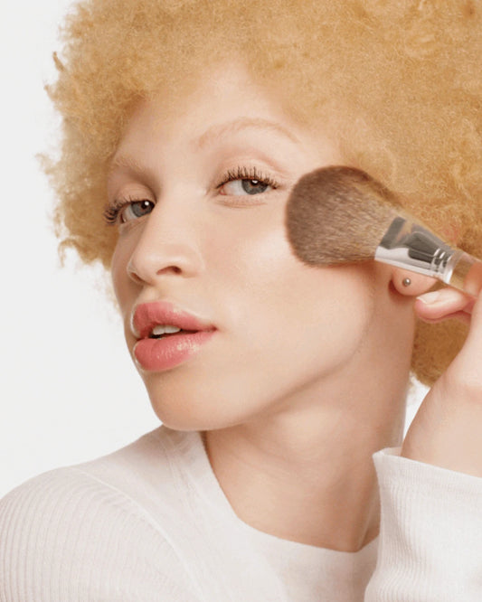 Powder Brush - US 7219