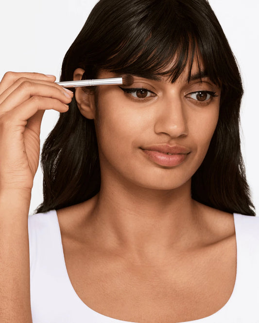 Eye Shadow Brush - US 8222