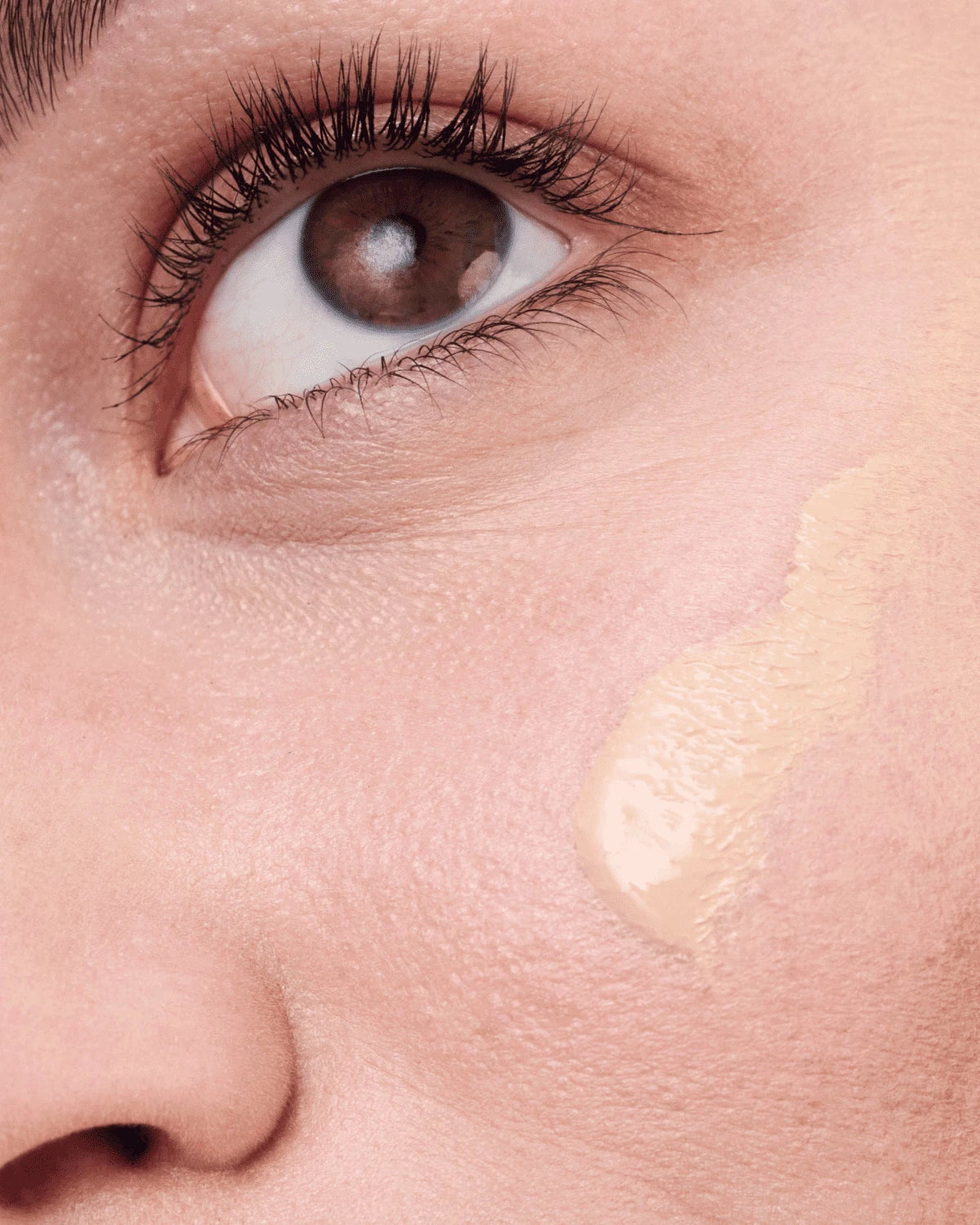 Redness Solutions Makeup Broad Spectrum SPF 15 With Probiotic Technology - US 5257